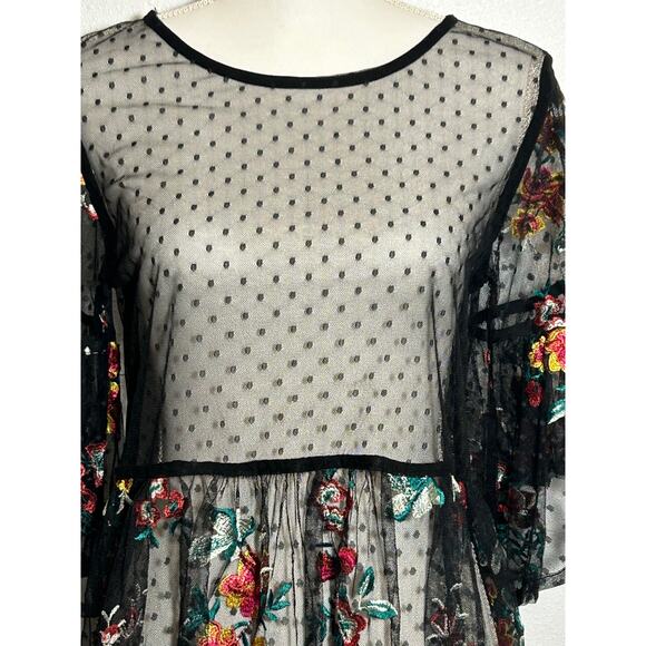 Women's Umgee Black Mesh Lace Sheer Floral Embroidered Peplum Whimsy Top Size S - Picture 2 of 6